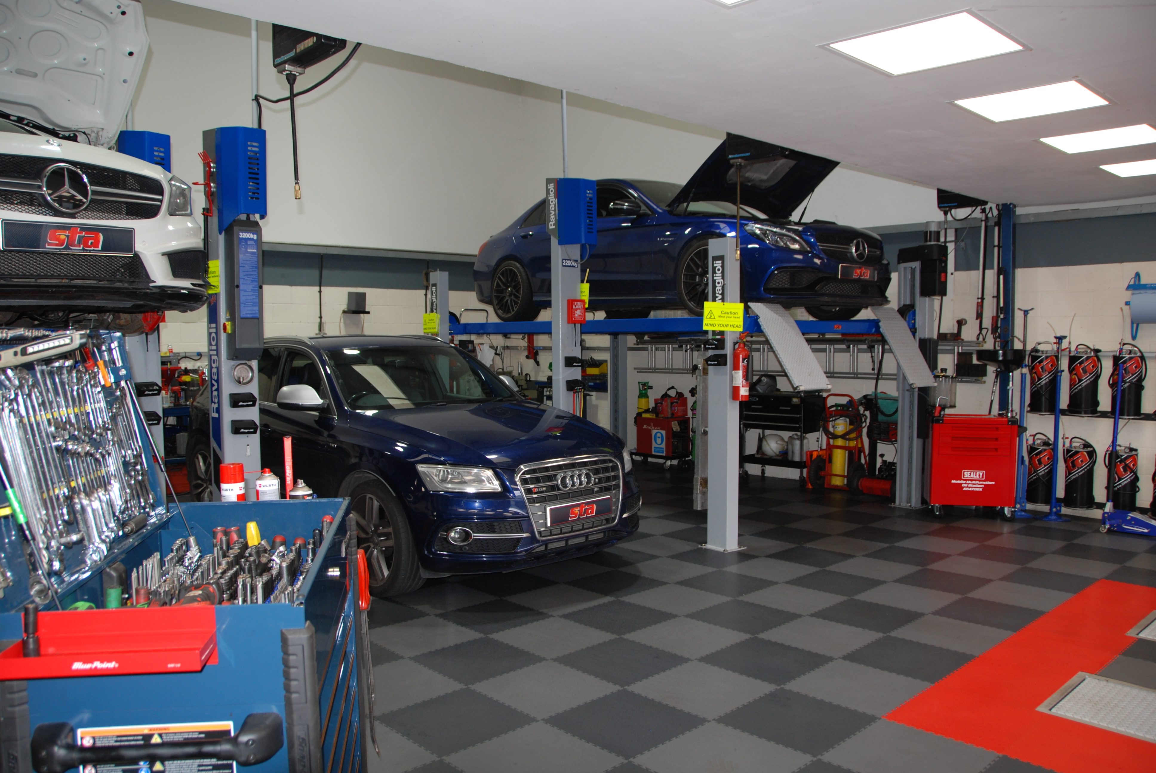 Technician performing a gearbox service